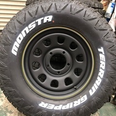 引取り限定　285/70R17 MONSTA TERRAIN GRIPPER 20年製 バリ山 デイトナ風スチール　テッチン タイヤホイール セット ランクル 100