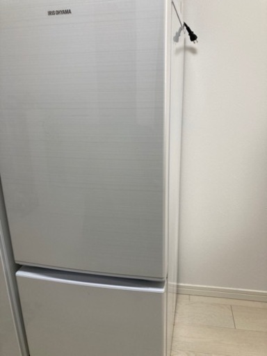 IRIS OHYAMA ノンフロン冷凍冷蔵庫AF156Z