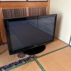 2011年製　Panasonic 42型テレビ　ジャンク品
