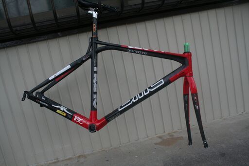 BMC SLC01 弱虫ペダル１巻　表紙モデル ロードバイク　フルカーボン