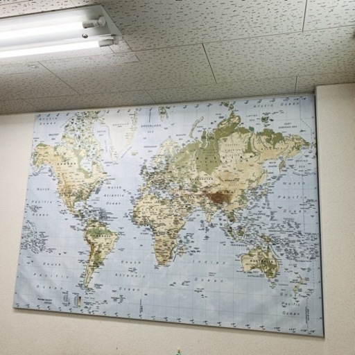世界地図 英語 5月25日までに引き取り可能な方 さか 新伊丹のインテリア雑貨 小物 その他 の中古あげます 譲ります ジモティーで不用品の処分
