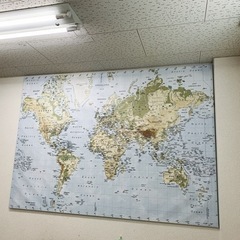 世界地図(英語) 【5月25日までに引き取り可能な方】