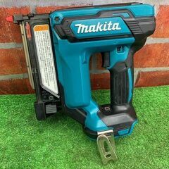 マキタ makita PT353DZ 本体のみ 18V 充電式ピンタッカー【リライズ野田愛宕店】【店頭取引限定】【中古】ITOXX0ZTS0Q2 マキタ makita PT353DZ 本体のみ 18V 充電式ピンタッカー【リライズ