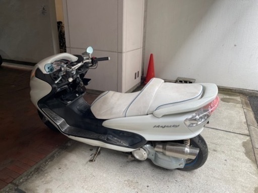 YAMAHAマジェスティー】SG03J 大人カスタム このマスク人気 キメキメ