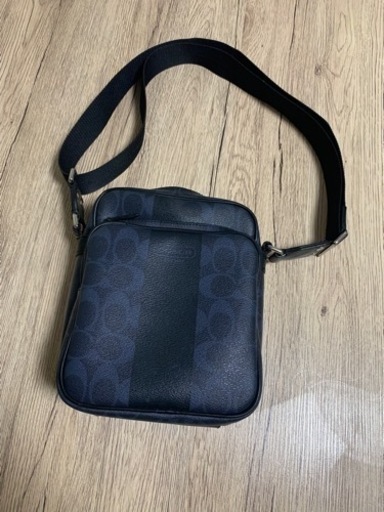 【正規品】GUCCI ショルダーバッグ　ネイビー