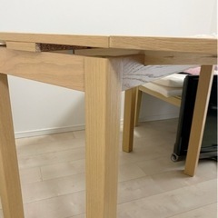 IKEA 伸長式テーブル BJURSTA（最小幅50,最大幅約9...