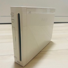 【購入者様決定済】Wii 本体　桃太郎電鉄2010