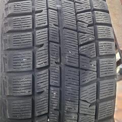 中古スタッドレスタイヤ　215/55R17