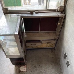 【最終値段  倉庫がない為、壊すのはちょっともったいないので、出品しました】ショーケース ガラスケース   希少　昭和　昭和レトロー式　骨董品