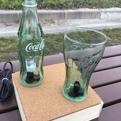 コカコーラの空き瓶とグラスのリメイク品　卓上ライト