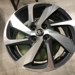 トヨタ　純正16インチ　ホイールのみ