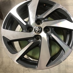 トヨタ　純正16インチ　ホイールのみ
