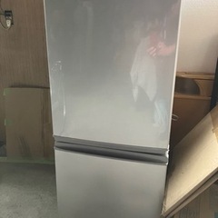 シャープ冷蔵庫2015年製137L