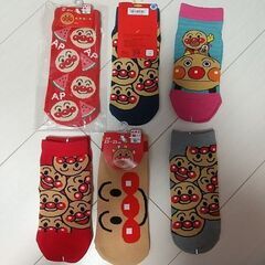 【ネット決済・配送可】アンパンマン靴下(大人用)