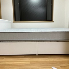 【IKEA】ダブルベッド　中古品1年使用