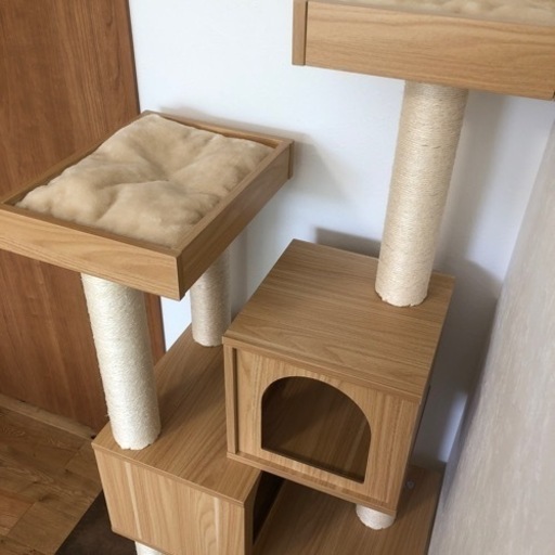 ほぼ未使用 アイリスオーヤマ 木製キャットタワー 猫 多頭飼い