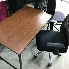 オフィスデスク　パソコンデスク　椅子付き❗️