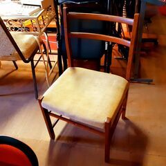 シンプルな木の椅子 チェア　/BJ-0529 2F南奥