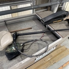 アルミボート　エレキ他付き