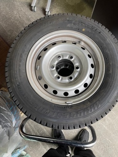 スタッドレスタイヤホイール 195/70/R15 LT 【公式通販】
