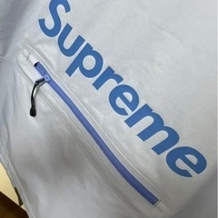Supremeのジャンパー✩