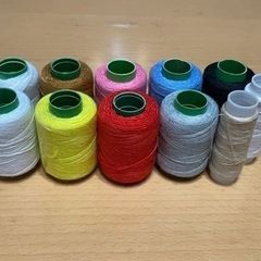 糸のセット 太巻き10本細巻き2本 糸の太さはほぼ同サイズ