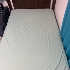 IKEA ベッドフレームとマットレスのセット