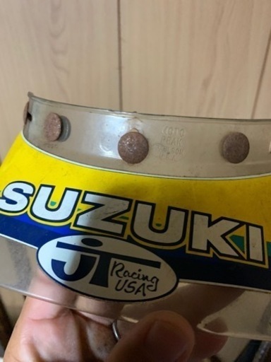 ＪＴracing 希少なスズキロゴのバイザー JTracing 希少なスズキロゴのバイザー