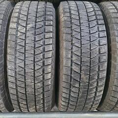 中古スタッドレスタイヤ265/70R16