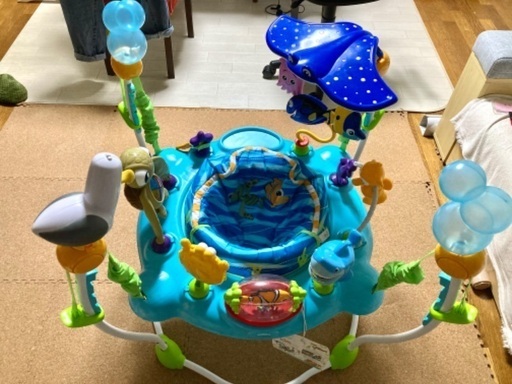 ジャンパルー　ディズニー　おもちゃ　玩具　乳児