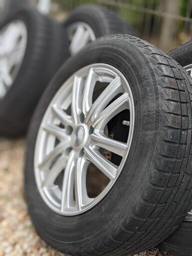 205/60R16プリウスアルファ用スタッドレスセット