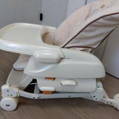 コンビ　Combi　ハイローチェア　手動