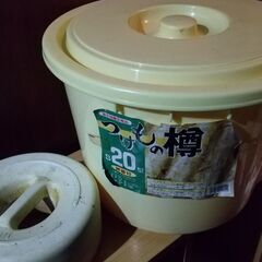 漬物樽２０ℓ（押し蓋と重石付き）セット