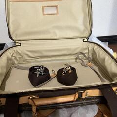 ルイビトン　モノグラムサテライト　スーツケース