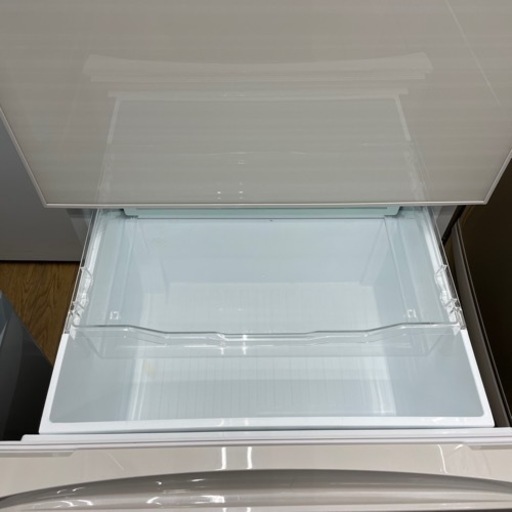#E-68 【ご来店いただける方限定】TOSHIBAの冷蔵庫です！ガラストップドア 4