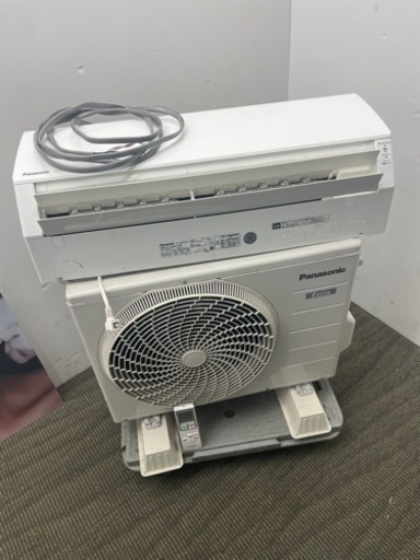 シーズン前に　激安　エアコン　6畳用　Panasonic 2.2kw