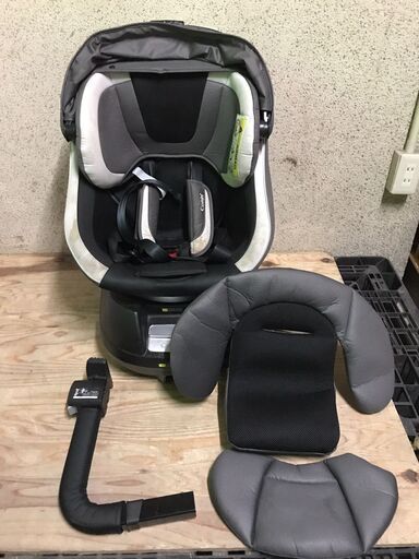 コンビ チャイルドシート CB-UTC ネセルターン 360℃回転
