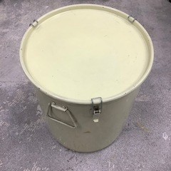 シャビったドラム缶中型