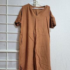 【ネット決済】洋服　Mサイズ　(ユニクロ)