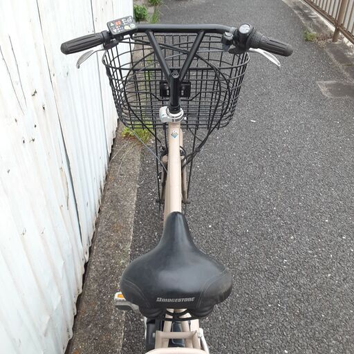 R4081電動アシスト自転車　2014年ブリヂストン　アシスタPOLKU　充電器　バッテリー　鍵1本付き　電動自転車 R4081電動アシスト自転車 2014年ブリヂストン アシスタPOLKU 充電器