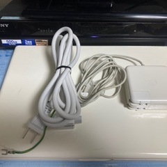 APPLE MAC book model No:a1181 (インテルMAC 13インチ)中古、起動確認