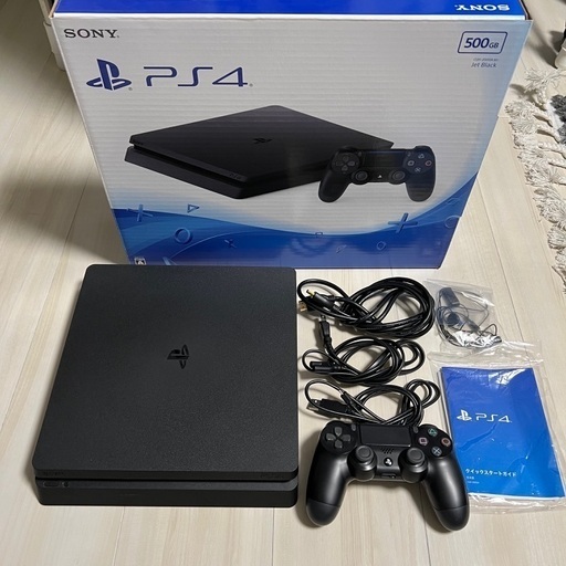 PlayStation 4 ジェット・ブラック 500GB ソフト4本セット