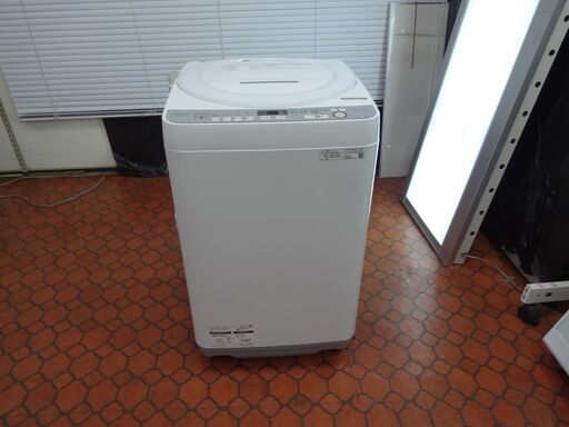 ID 024298   洗濯機　シャープ　7K　２０２０年製　ES-GE7D-W