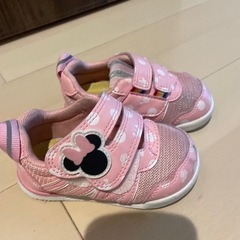 ミニーちゃん靴　13.5cm