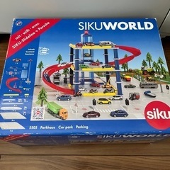 SIKU WORLD パーキング　差し上げます