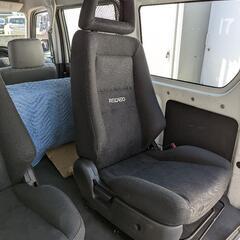 レカロシート　バモスに使用していました。