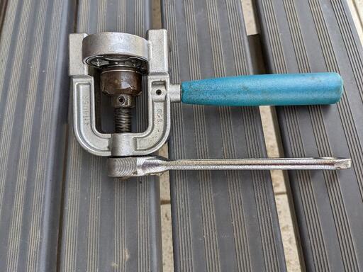 スーパーツール ラチェット式フレキ管ツバ出し工具 - その他