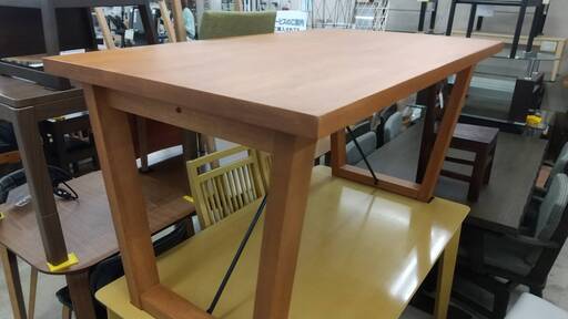 北欧家具平田椅子製作所 HIRATA ダイニングテーブル 北欧デザイン 無垢集成材 PACCO George's 取扱