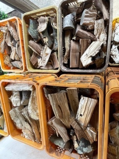 🚩1kg40円絶対安いです❗️🚩大口注文承ります🪵薪広葉樹MIX  