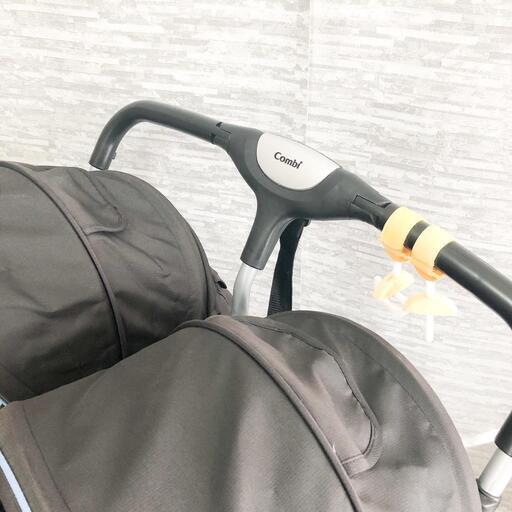 Combi コンビ ベビーカー 横型ツインタイプ 双子用 二人乗り 自立